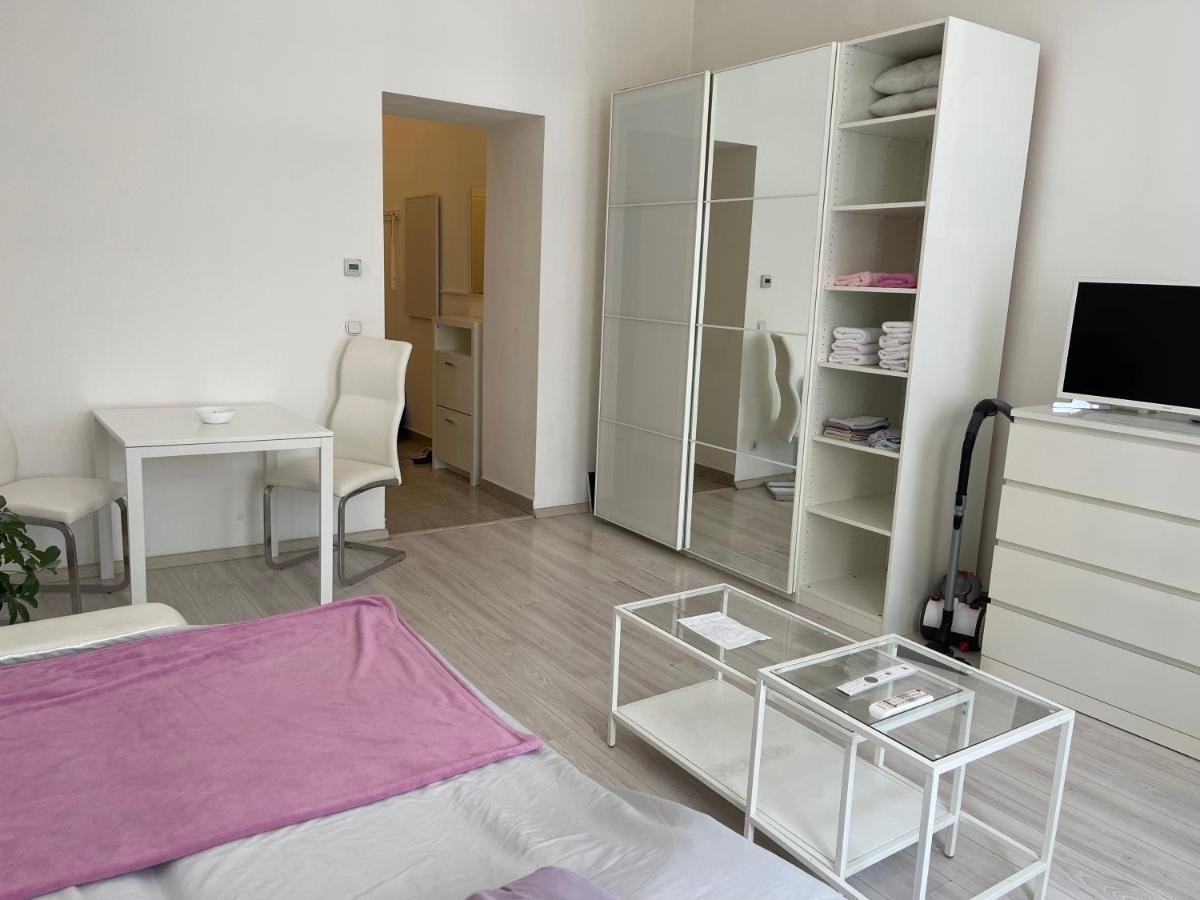 Hutteldorf Apartment Wenen Buitenkant foto